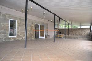 Local comercial en venta en Redondela, Periferia photo 0