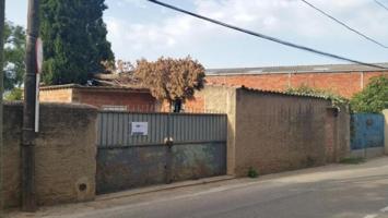 Terreno en venta en Figueres photo 0