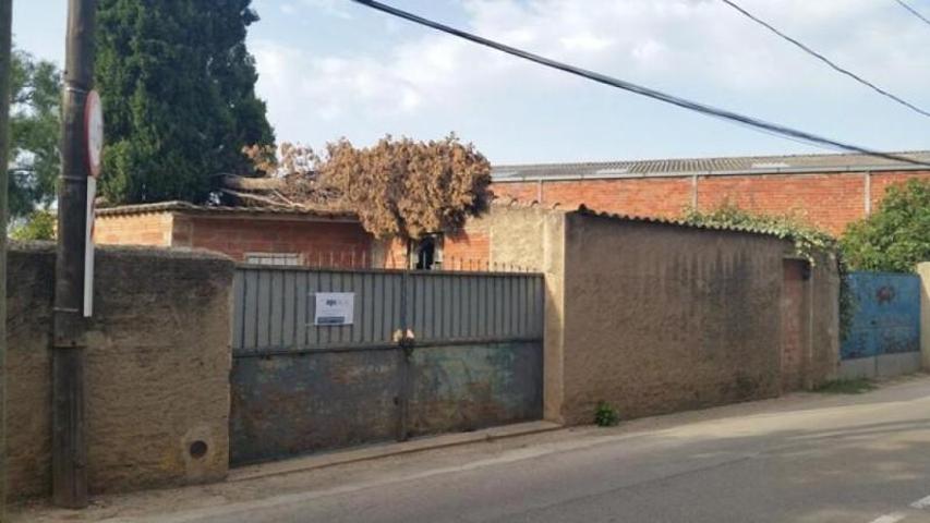 Terreno en venta en Figueres photo 0