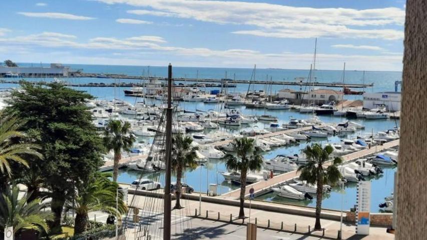 Piso en venta en Sant Carles de la Ràpita, Playa photo 0