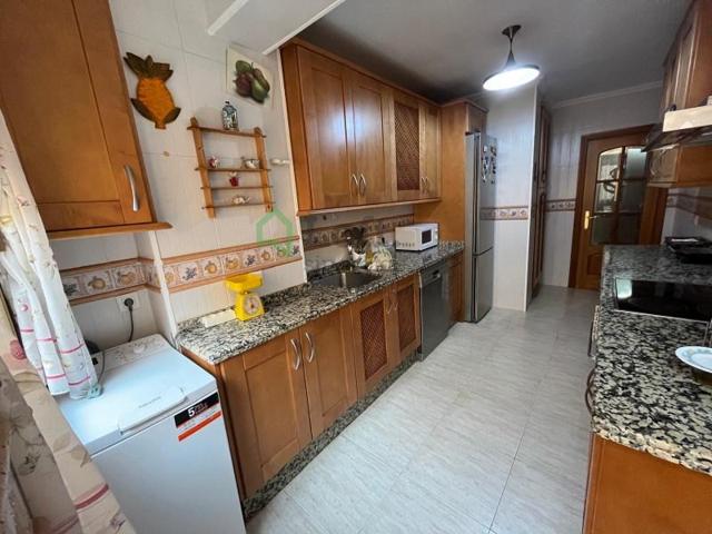 Piso en venta en Badajoz photo 0