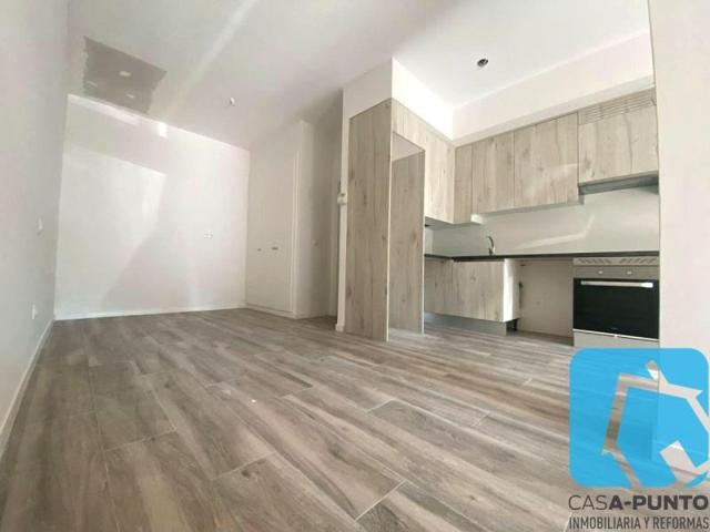 Piso en venta en Madrid, Calle de las Higueras, 28011 photo 0