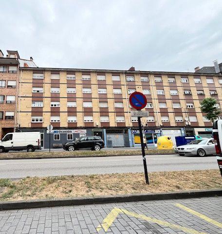 Local comercial en venta en Siero, Lugones photo 0