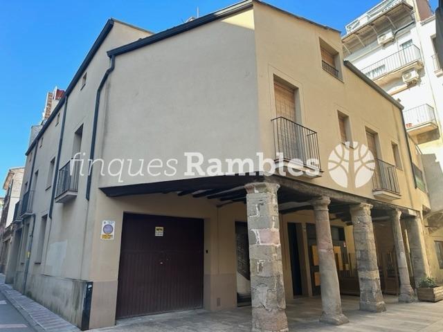Casa en venta en Igualada, Centre photo 0