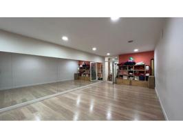 Local comercial en venta en Donostia-San Sebastián photo 0