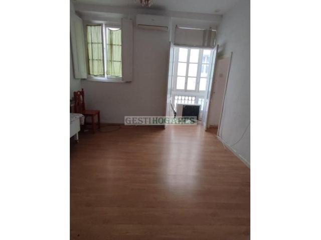 Piso en venta en Cádiz photo 0