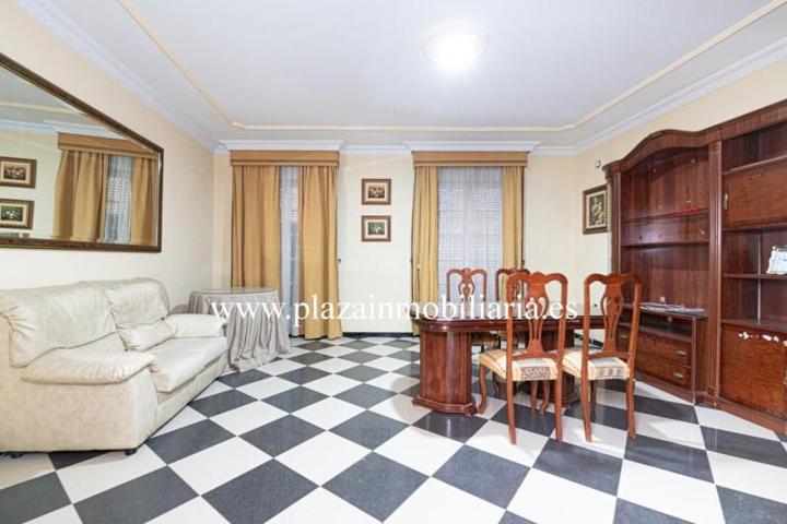 Chalet en venta en Lucena, La Calzada photo 0