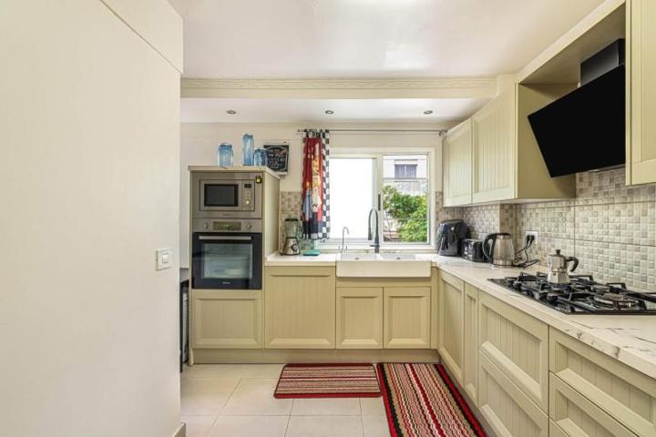 Piso en venta en Santa Cruz de Tenerife, Chimisay-Las Delicias-Miramar photo 0