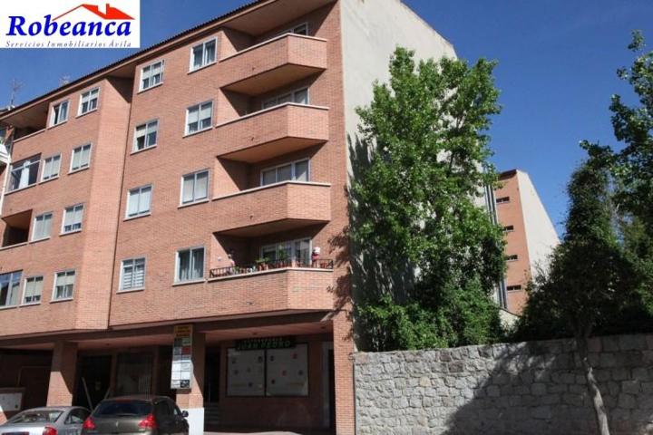 Piso en venta en Ávila, Centro - Estacion Renfe photo 0