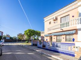 Casa en venta en Sevilla, Espartinas - Pueblo photo 0