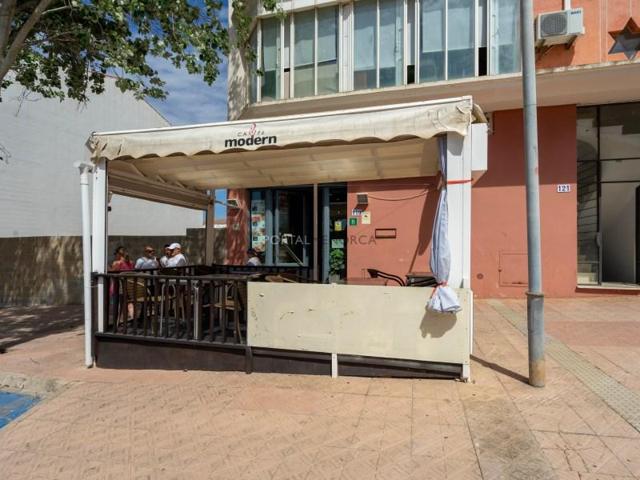Local comercial en venta en Mahón-Maó photo 0