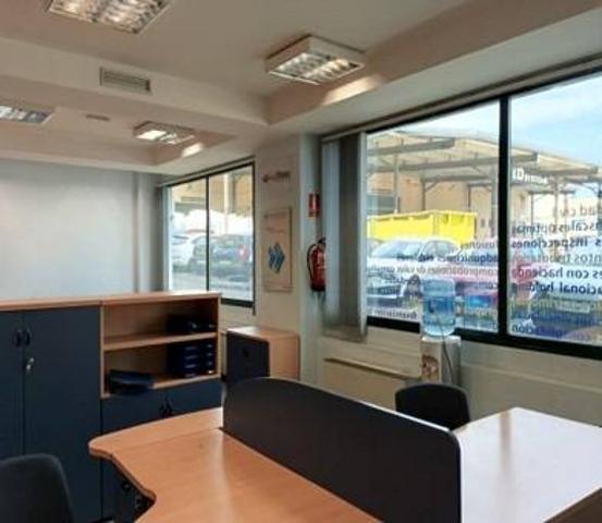 Oficina en venta en Coslada, Barrio de la Estación photo 0