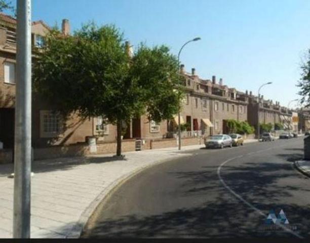 Local comercial en venta en Toledo, Calle Río Yedra, 45007 photo 0