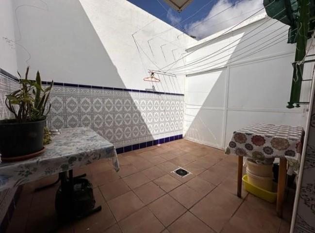 Piso en venta en Chiclana de la Frontera, Fuente amarga photo 0