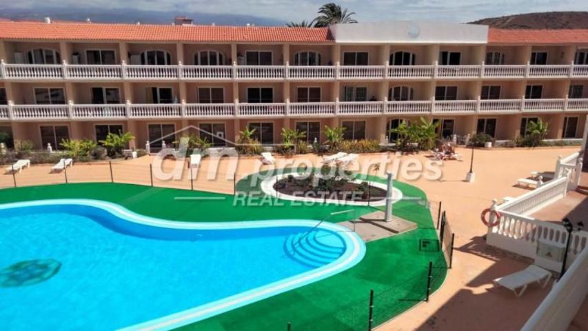 Apartamento en venta en Arona, Costa del Silencio photo 0