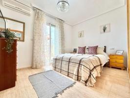 Adosada en venta en Pilar de la Horadada, Baix Segura photo 0