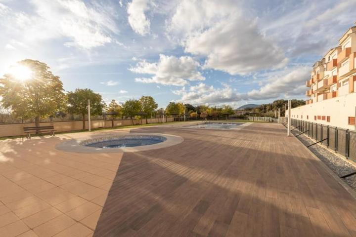 Piso en venta en Atarfe, Pantano de Cubillas photo 0