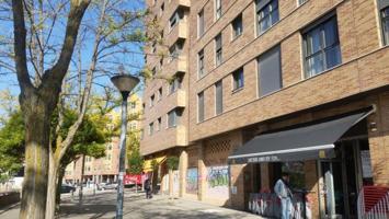 Local comercial en venta en Valladolid, Parquesol photo 0