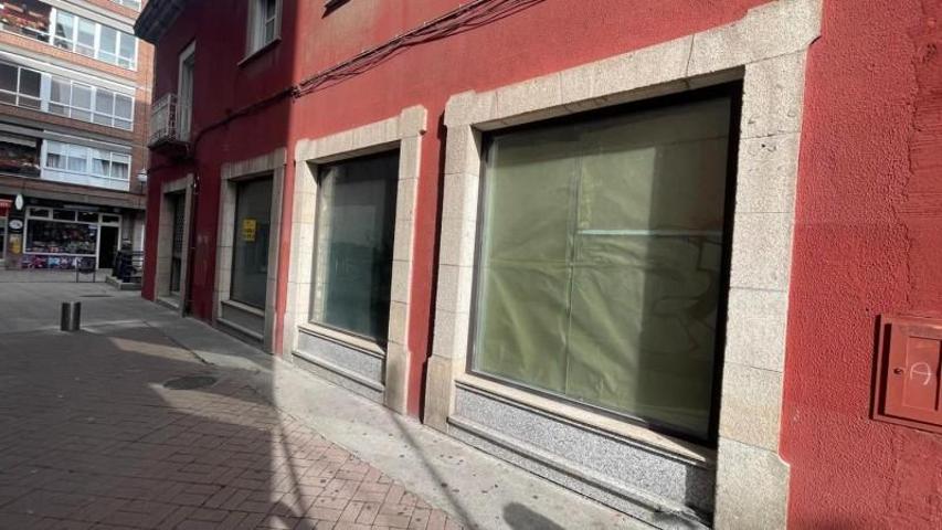 Local comercial en venta en Ponferrada, Calle Ancha, 24401 photo 0