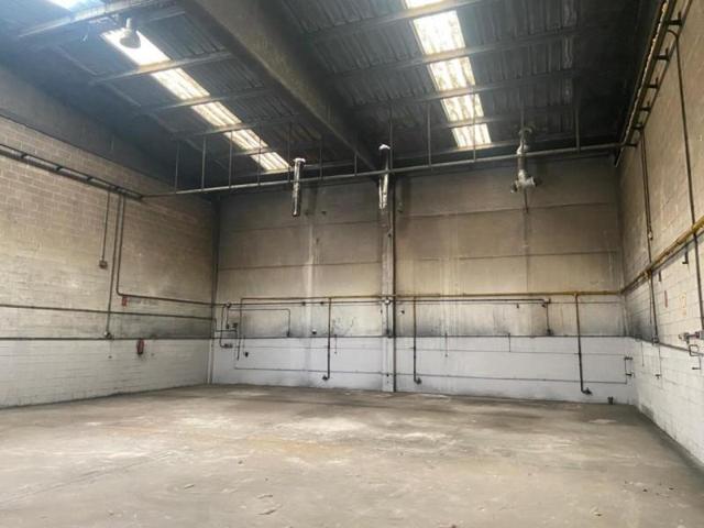 Nave industrial en venta en Sentmenat photo 0