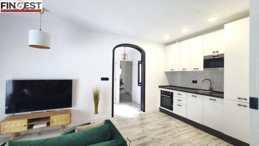 Piso en venta en Blanes, Casc Antic photo 0