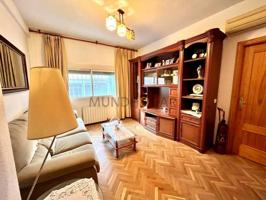 Piso en venta en Madrid photo 0