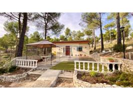 Casa con terreno en venta en Alcoy-Alcoi photo 0
