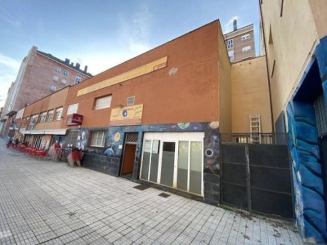 Local comercial en venta en Ponferrada, Ponferrada photo 0