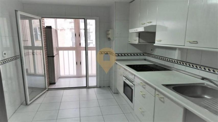 Piso en venta en Móstoles photo 0