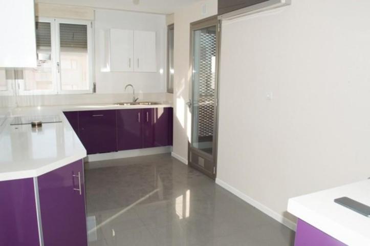 Piso en venta en La Roda, La roda photo 0