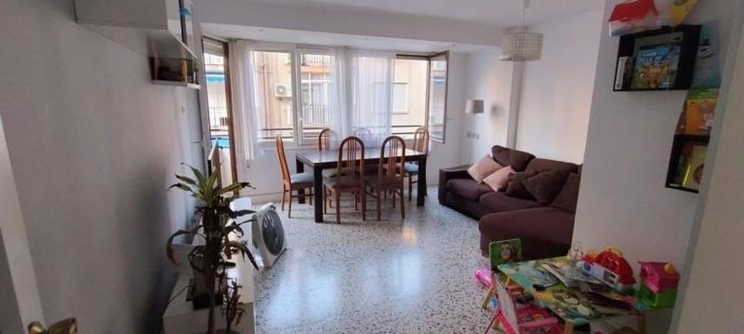 Piso en venta en Alicante, Carolinas bajas photo 0