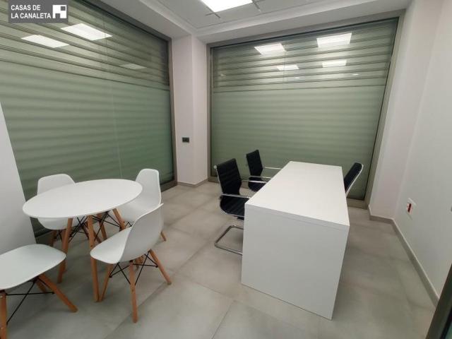 Local comercial en venta en Mislata, Distrito la constitucion-canaleta photo 0