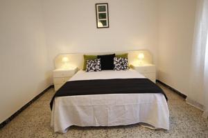 Piso en venta en Cornellà de Llobregat, Riera photo 0