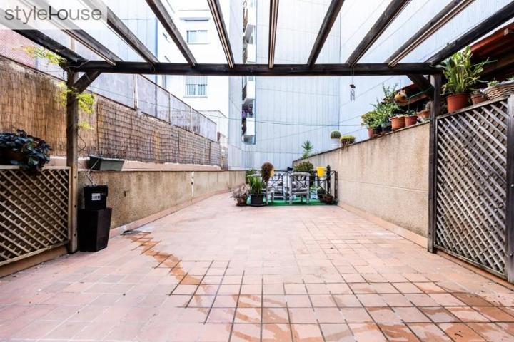 Piso en venta en Terrassa, Sant Pere photo 0