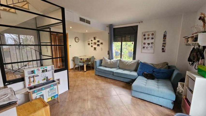 Adosada en venta en Sant Jaume dels Domenys, El papiolet photo 0