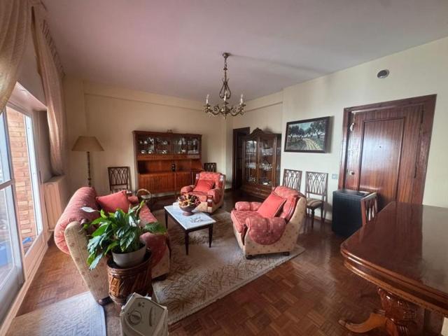 Piso en venta en Badajoz, Sta. Marina photo 0