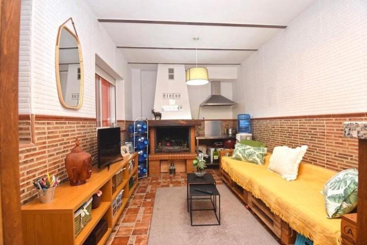 Casa en venta en El Ejido, Pol. ciavieja photo 0