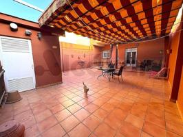 Bungalow en venta en Sanlúcar la Mayor photo 0