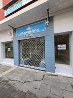 Local comercial en venta en O Grove, Centro photo 0