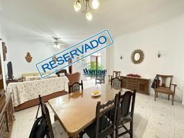 Casa en venta en Utrera, Avda. De Sevilla photo 0