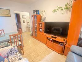 Piso en venta en L'Hospitalet de Llobregat, Santa Eulalia photo 0