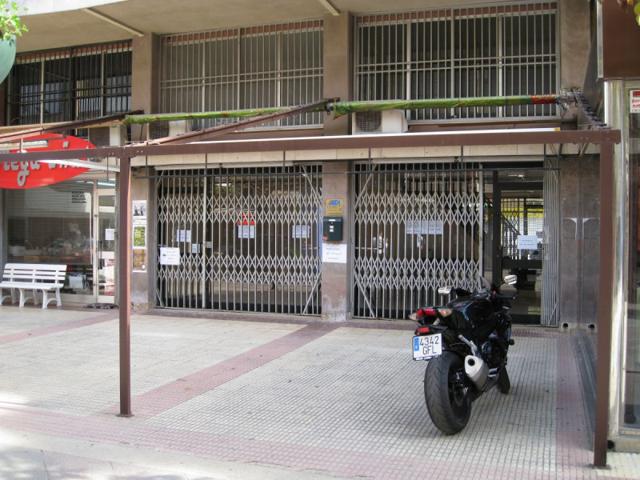 Local comercial en venta en Salou, Centro photo 0