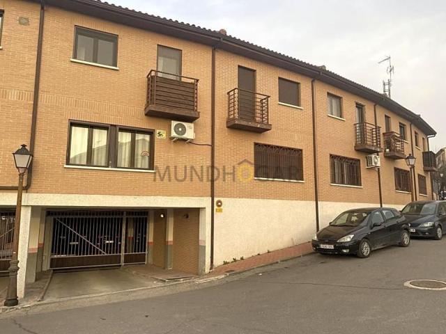 Duplex en venta en Pedrezuela, Calle Egido, 28723 photo 0