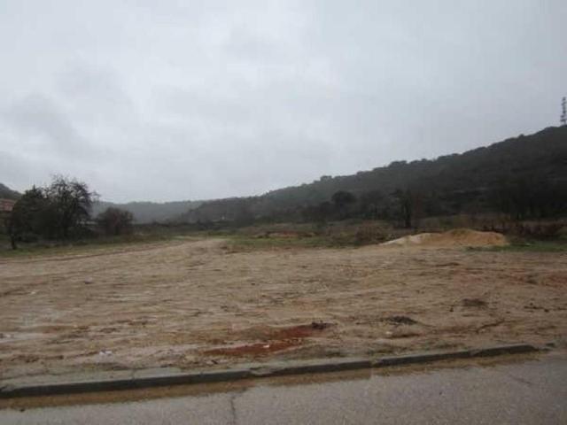 Terreno en venta en Chiloeches photo 0