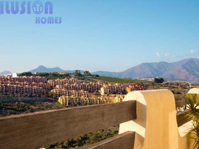 Piso en venta en Manilva photo 0