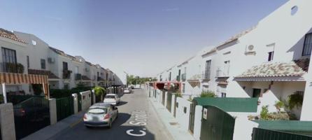 Bungalow en venta en Umbrete, Centro photo 0