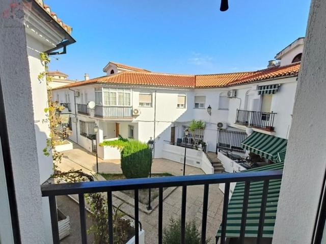 Bungalow en venta en Atarfe photo 0