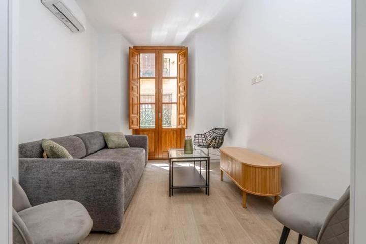 Piso en venta en Granada, Centro photo 0
