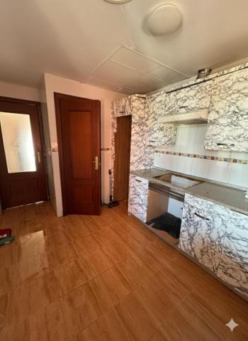 Bungalow en venta en Bollullos de la Mitación, Andalucia photo 0