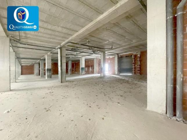 Local comercial en venta en Elche, Elche-Elx photo 0